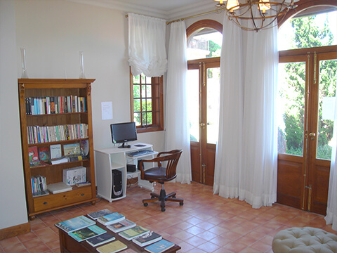 Sala de Leitura - Áreas Comuns - Pousada Villa Friuli Residence